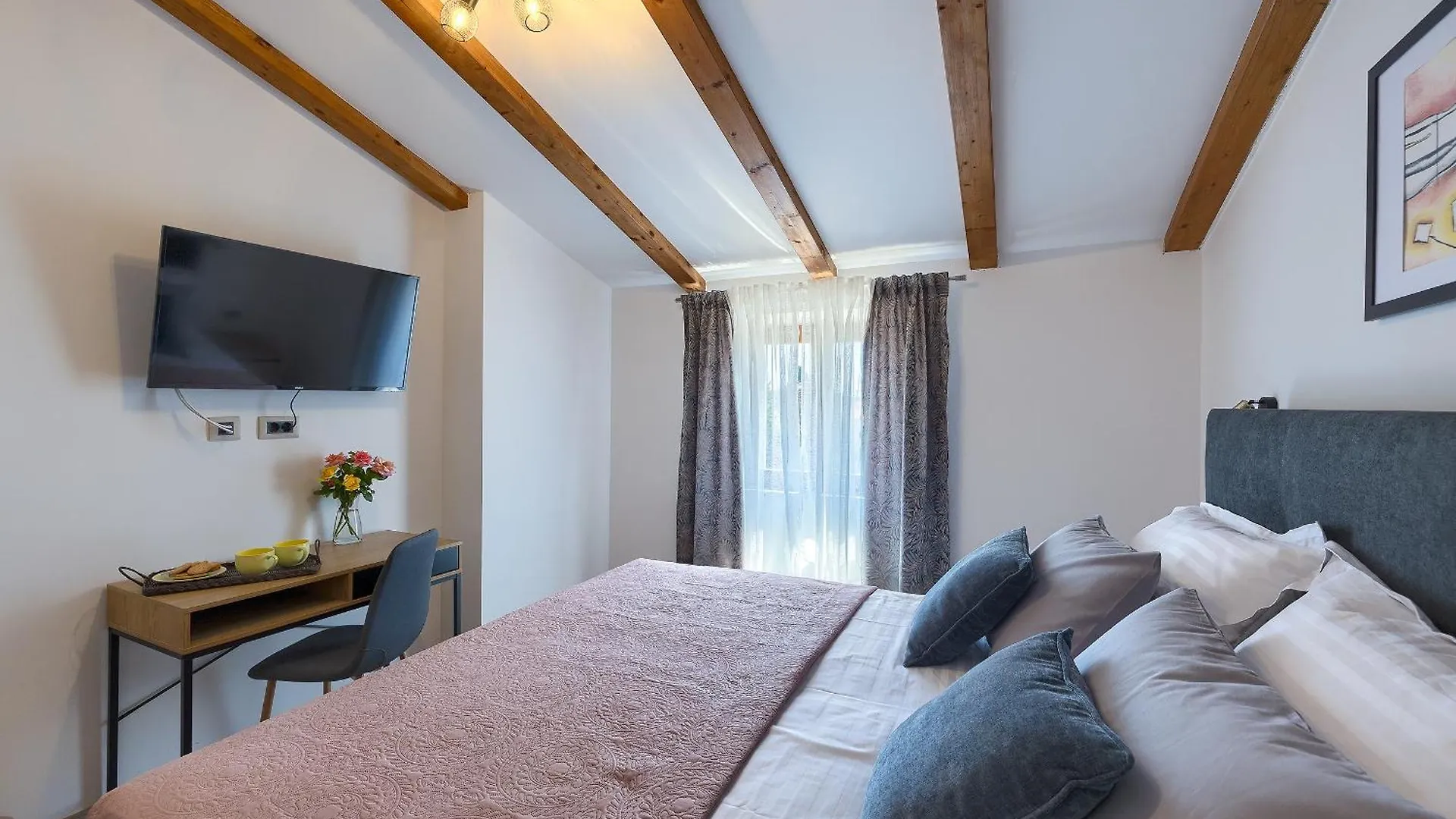 Villa Tonin: Istrian Retreat with Pool and Whirlpool Marcana