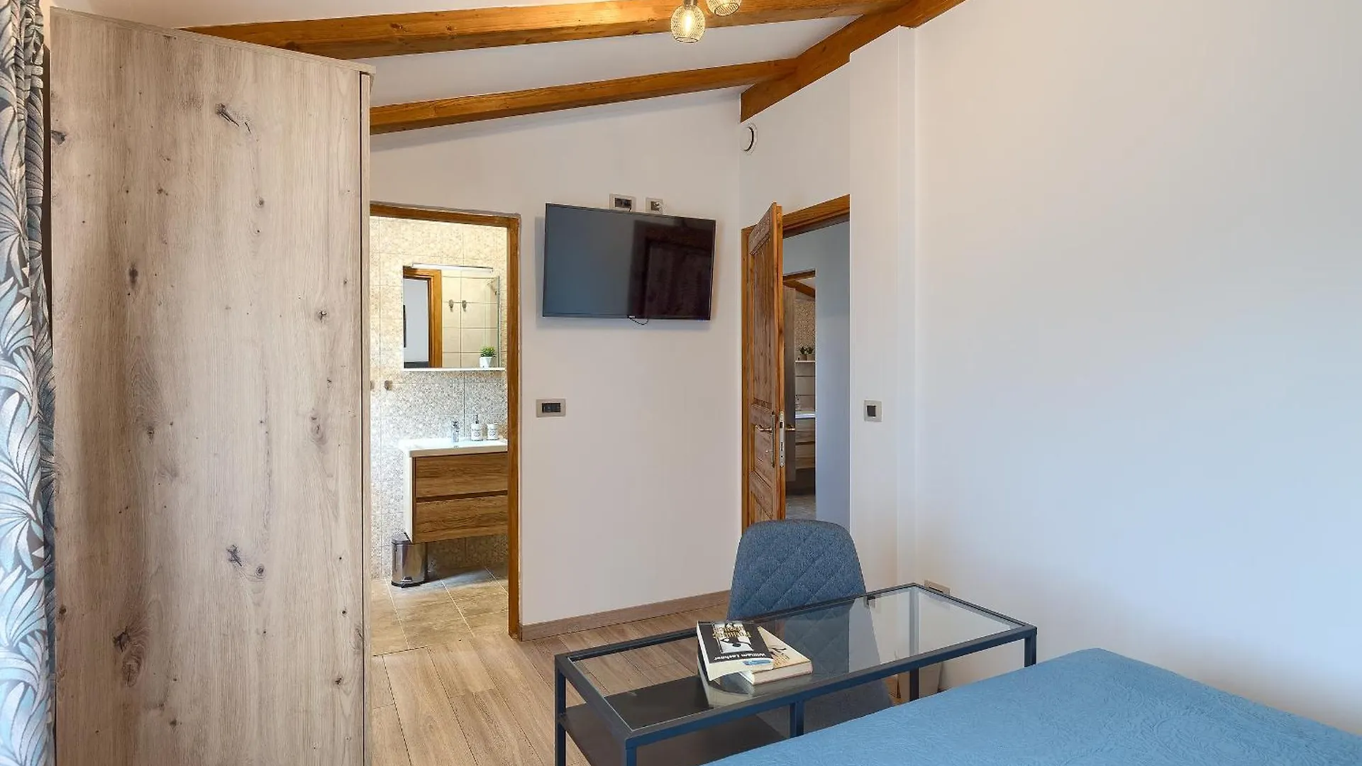 Villa Tonin: Istrian Retreat with Pool and Whirlpool Marcana