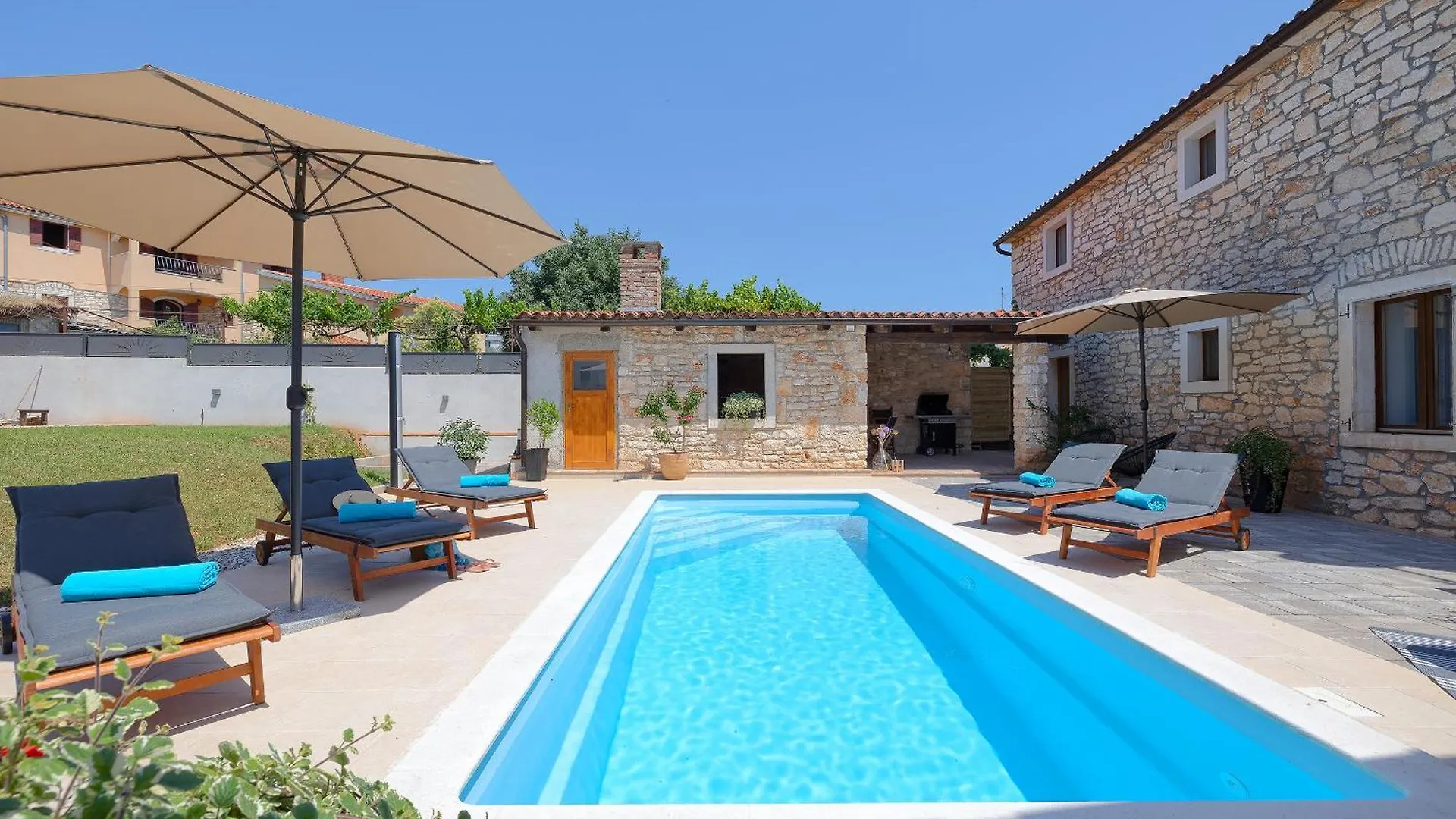 Villa Tonin: Istrian Retreat with Pool and Whirlpool Marcana 0*,